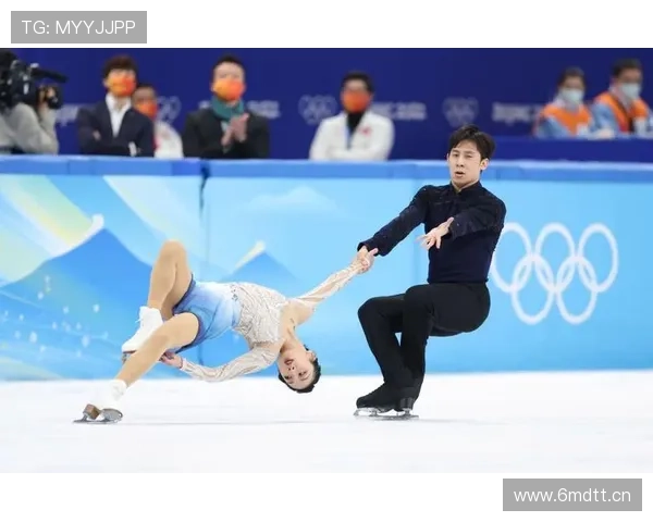 葱桶泪定格伟大自由滑瞬间永恒